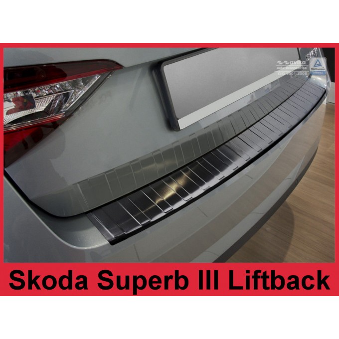 AVISA Ochranná lišta hrany kufru - Škoda Superb III Liftback r.v. 2015, černá leštěná