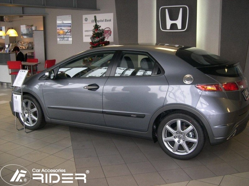 RIDER Lišty dveří Honda Civic Hatchback r.v. 2006-2011 (5 dveří)