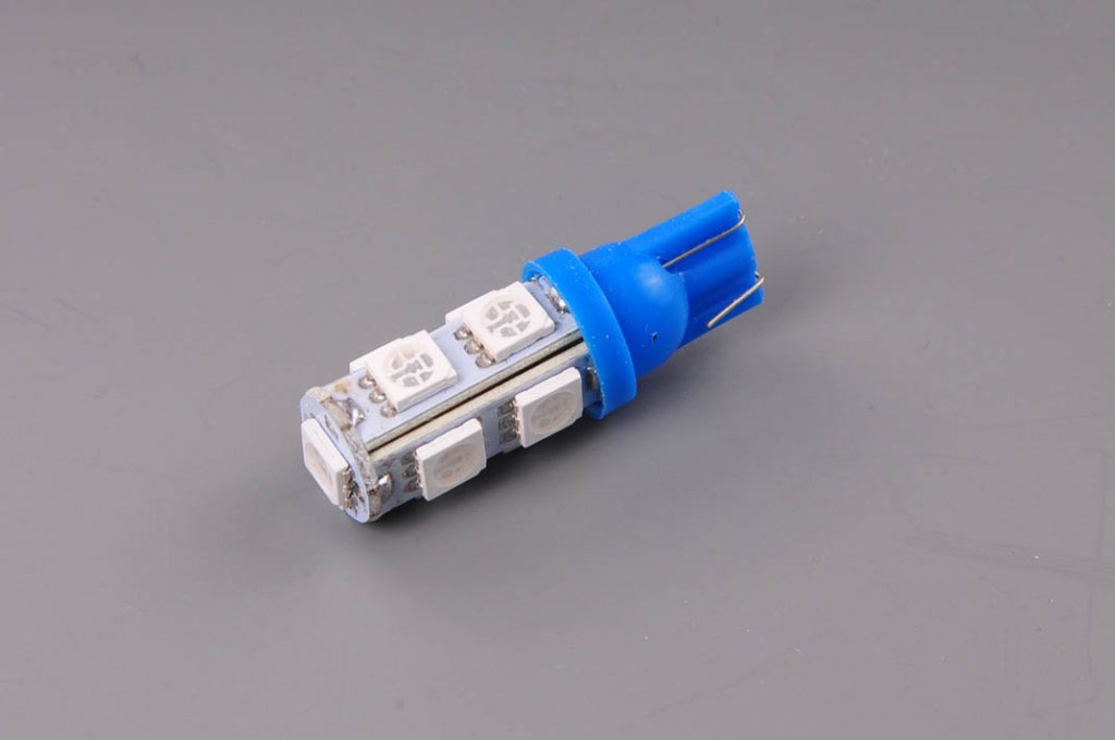 LED T10 modrá,12V 5W 9xLED5050 - 2ks