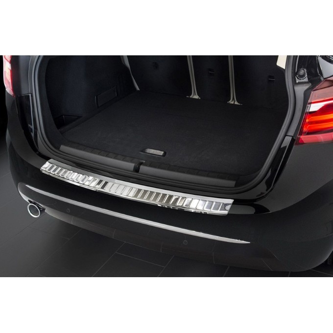 AVISA Ochranná lišta hrany kufru - BMW 2 (F45) Active Tourer r.v. 2014